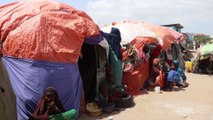 الحرب بين الجيش وحركة الشباب تفاقم الأزمة الإنسانية بالصومال.. وتشرد مليوني شخص داخليا