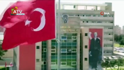 Interpol tarafından kırmızı bültenle aranan suç örgütü lideri Konrad operasyonla yakalandı