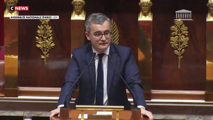 Loi immigration : quelles sont les mesures clé du texte adopté ce mardi ?