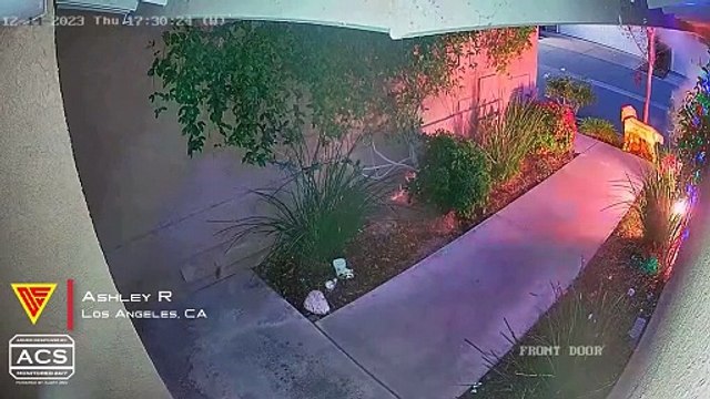 Man Hailed as Hero For Put Out a Bush Fire Saving Home Caught on ACS Security | Doorbell Camera Video