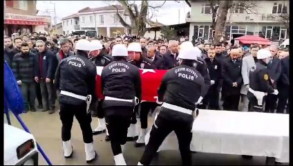 Genç polis memuruna göz yaşları ile veda ettiler