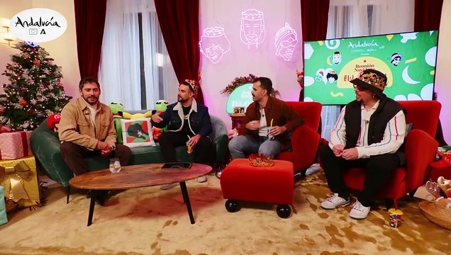 Pacón León, Carmina Barrios y Jaime Cantizano en los Premios Vozes 2023