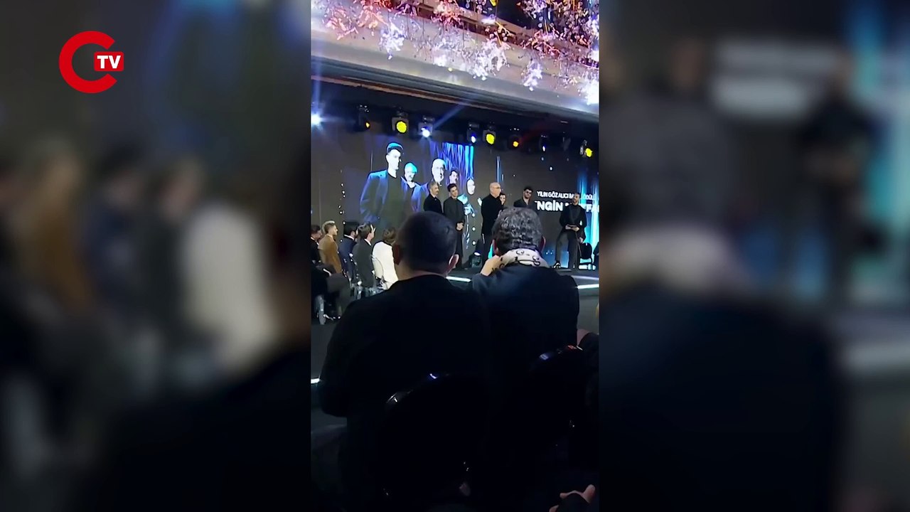 Şener Şen'in ödül törenindeki konuşması gündem oldu