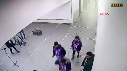Emre Belözoğlu'ndan Halil Umut Meler'e cevap: Koridorda konuştum