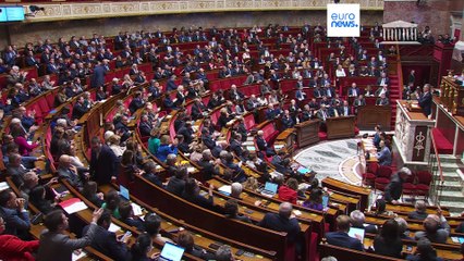 El Parlamento francés adopta una controvertida ley migratoria con los votos de la ultraderecha