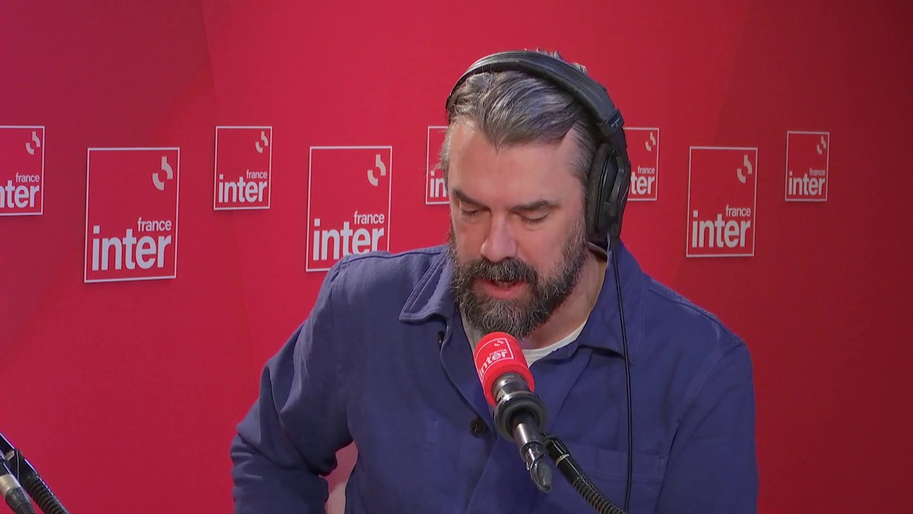 Le coup médiatique du jour : "C à vous" à l'Elysée - L'édito médias