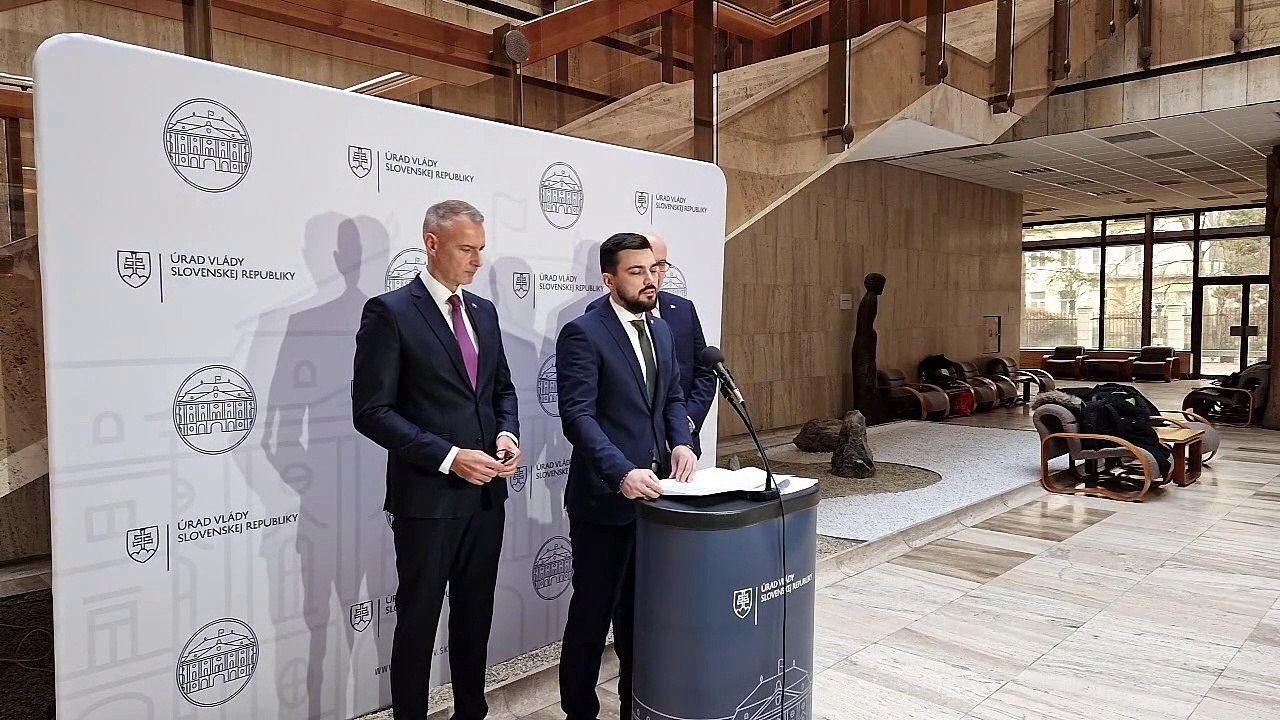 ZÁZNAM: R. Raši: V. Remišová zlyhala pri vypísaní výzvy na rekonštrukciu škôl