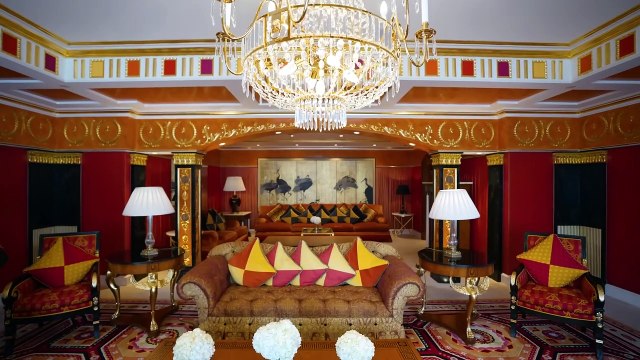 I Stayed at the Most Expensive Hotel in Dubai - Burj Al Arab