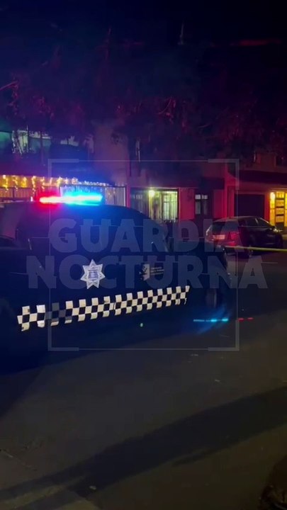 #Preliminar Un hombre fue agredido a balazos al interior de una vivienda ubicada en la colonia La Esperanza de Guadalajara, los causantes escaparon #GuardiaNocturna