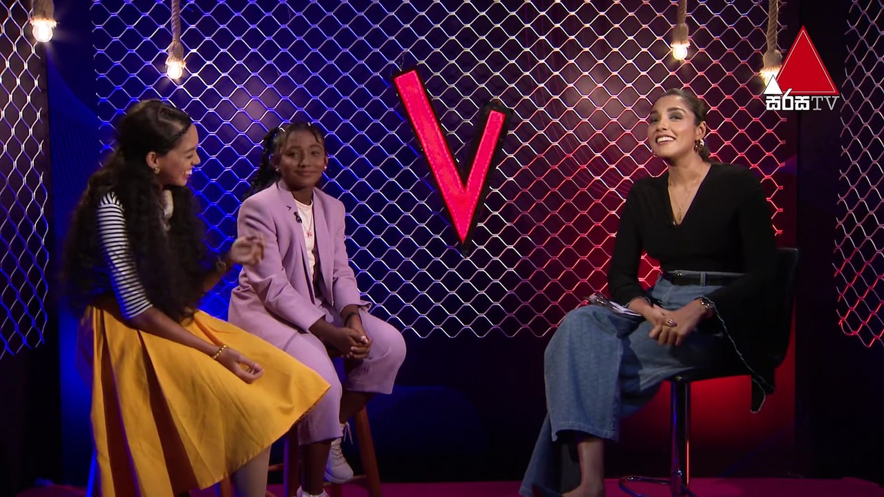 අම්මා Fridge එක ඇරලා බලනකොට නංගි Fridge එක ඇතුලේ  | V Clapper |      ✌️