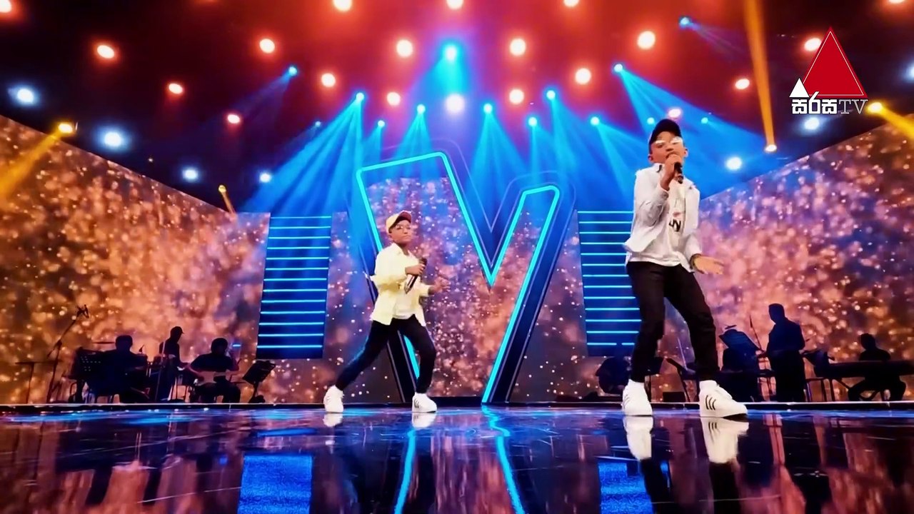 Thinuga & Thinusha | Thaththa Mata Anapu Tokka (තාත්තා මට ඇනපු) | Blind Auditions |The Voice Kids SL