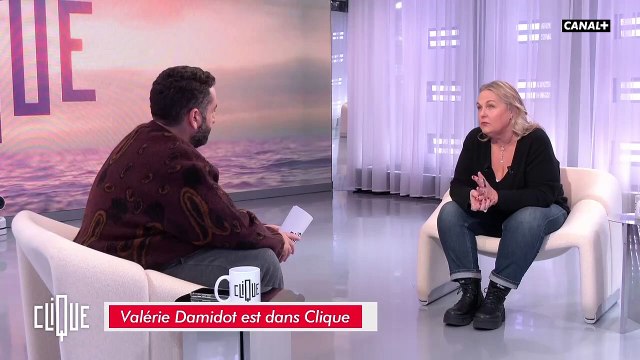 Valérie Damidot révèle pour la première fois ne pas se sentir appréciée sur TF1 où elle ne fait quasiment plus rien: Je pense qu’ils ne m’aiment pas beaucoup et qu’ils ne savent pas trop quoi faire de moi - Regardez
