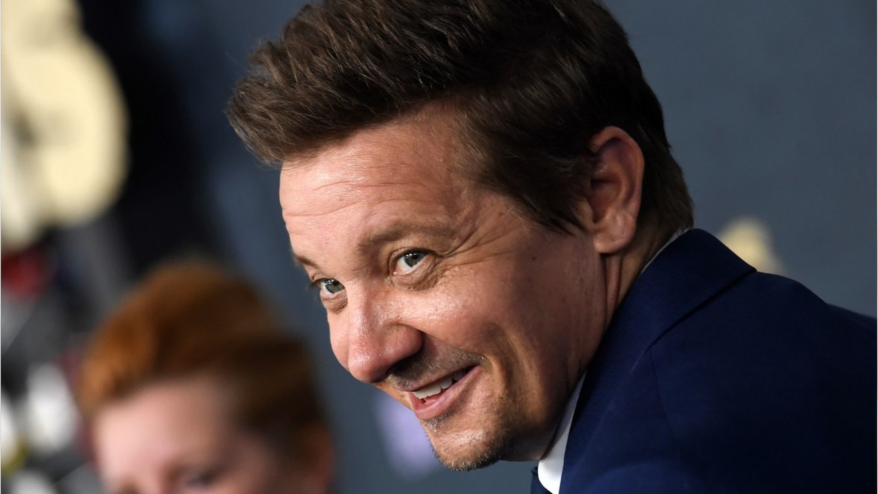 GALA VIDEO - Jeremy Renner : un an après son tragique accident, il prépare un surprenant projet