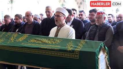 İstanbul'da trafik kazasında hayatını kaybeden pilot Mersin'de toprağa verildi