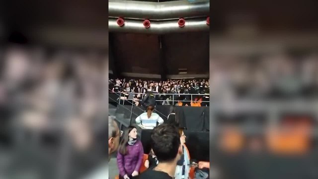 El Madrid tiene que tener mucho cuidado: porrazos y peleas de los ultras más temidos en Valencia