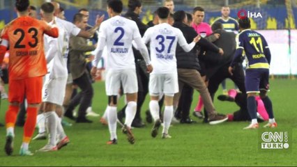 Hakem Meler, Emre Belözoğlu'nu provokasyonla suçladı