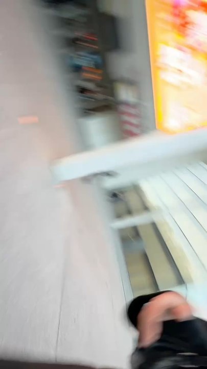 Je me suis fait accoster par une belle demoiselle