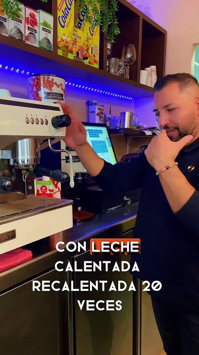 El trucazo revelado por un camarero para saber si un café es bueno