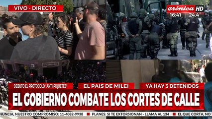 Diagonal Norte cortada completamente en la marcha piquetera