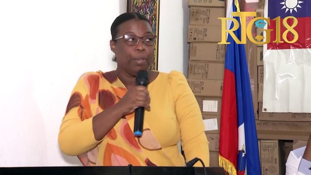 Anbasad Repiblik Chine Taïwan remèt plizyè òganizasyon nan sosyete sivil la materyèl tankou òdinatè