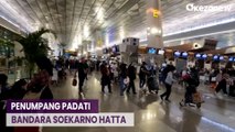 H-4 Jelang Natal, Antrean Penumpang Mengular di Bandara Soetta