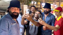 Paparazzi's Back Walk Makes Bobby Deol Angry