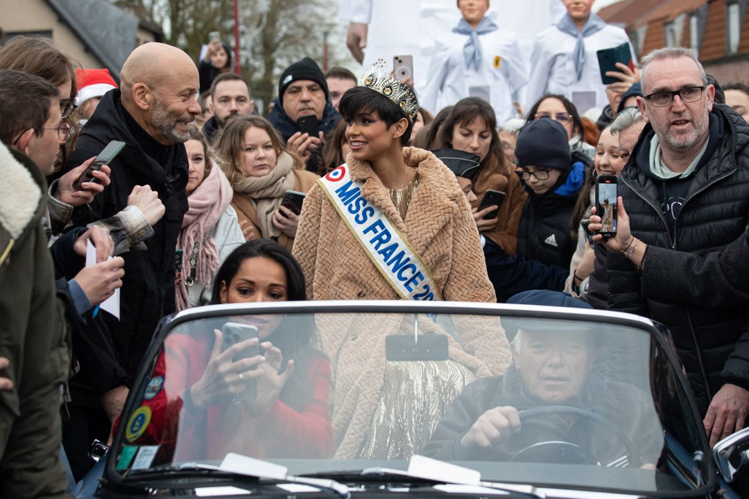 Miss France 2024 : Miss Nord-Pas-de-Calais n’était pas la préférée du public… Voici la Miss chouchoute du public