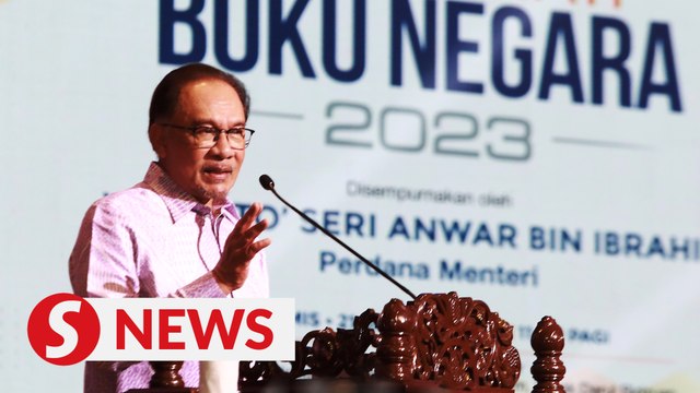 Build more accommodation for students, Anwar tells UPSI