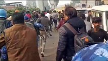 Video: लखनऊ में 1 हजार से ऊपर दुकान और मकान खाली कराने पहुंचा प्रशासन, BJP नेता को मारा मुक्का