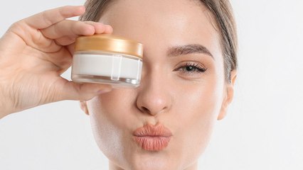 Social situations Americans avoid due to skin flare-ups