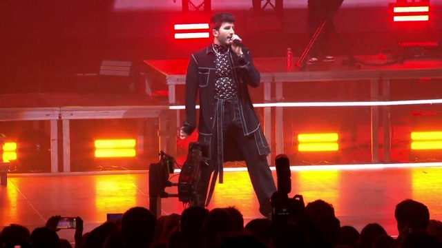 Sebastián Yatra hace vibrar a todos los asistentes de su concierto en Madrid