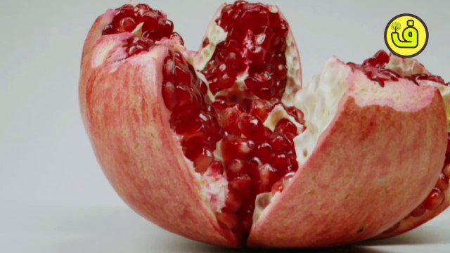 إكتشف أسرار فوائد الرمان المذهلة وخلطة قشر الرمان لعلاج ألم المعدة