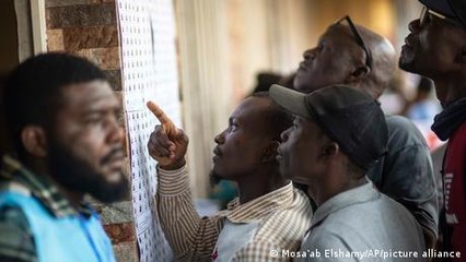 Congo elections: Voters flock to polls amid chaos, delays