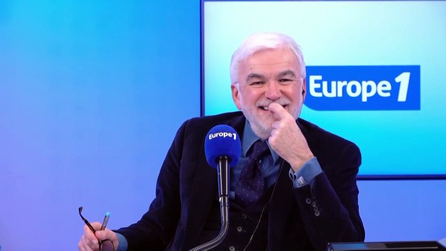 Pascal Praud et vous - Propos d'Emmanuel Macron sur Gérard Depardieu : «Ce n'était ni le moment, ni le lieu», fustige une auditrice