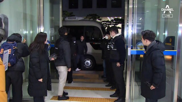 [단독]“낙서 지시자, 300만 원 준다며 접근”