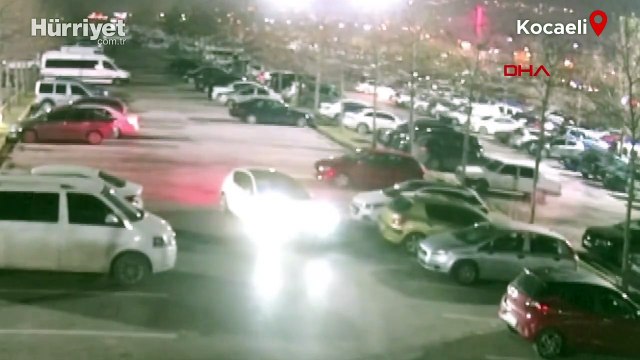 Parke taşı ile 35 aracın camlarını kıran şüpheli kamerada
