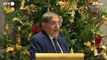 Allarme Mattarella, "regolare IA e oligarchi dei social"