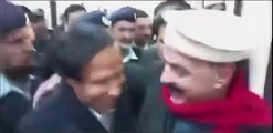 پرویز الہی نے ایسی بات کر دی کہ شیخ رشید حیران ہ گئے | Remember my point, if the election is not fair, we in Pakistan... Pervez Elahi said something... that Sheikh Rasheed took him by the hand... The politics of the last twenty months proved us all wrong