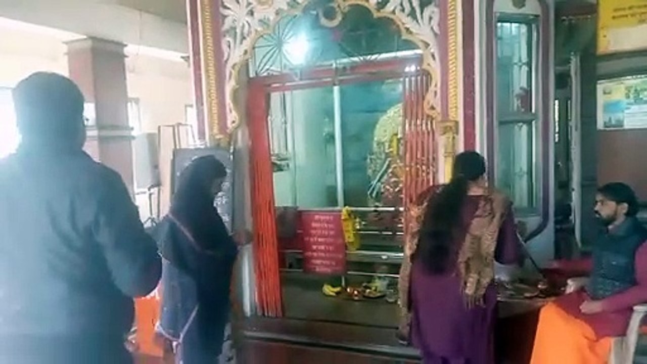 एक ऐसा मंदिर जहां दस भुजाओं वाले श्री गणेश की होती है पूजा