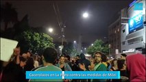 Cacerolazos en La Plata contra las medidas de Milei