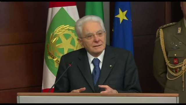Mattarella alle Forze armate: la Repubblica vi è riconoscente per ciò che fate
