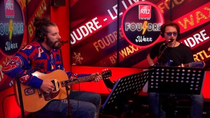 Raphaël et Waxx interprètent "Jingle Bell Rock" en live dans Foudre