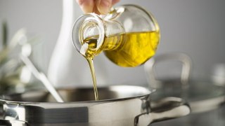 Which Cooking Oils Are Best for Your Health?