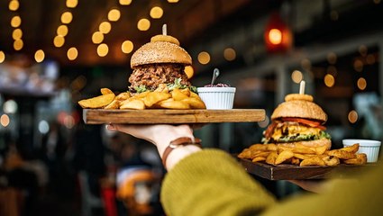 Top Restaurant Resolutions for a Delicious 2024 🍽️