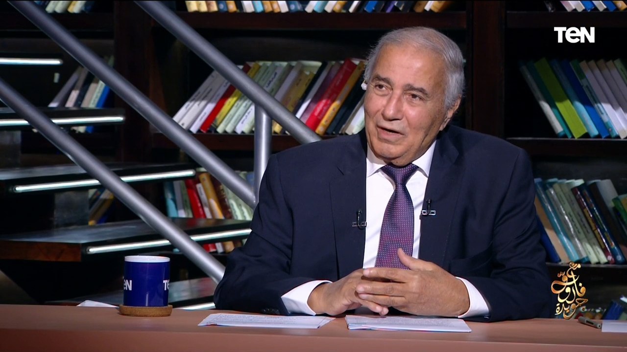 "عزمته على الغدا وعمل فيه مصيبة" الشاعر الكبير...