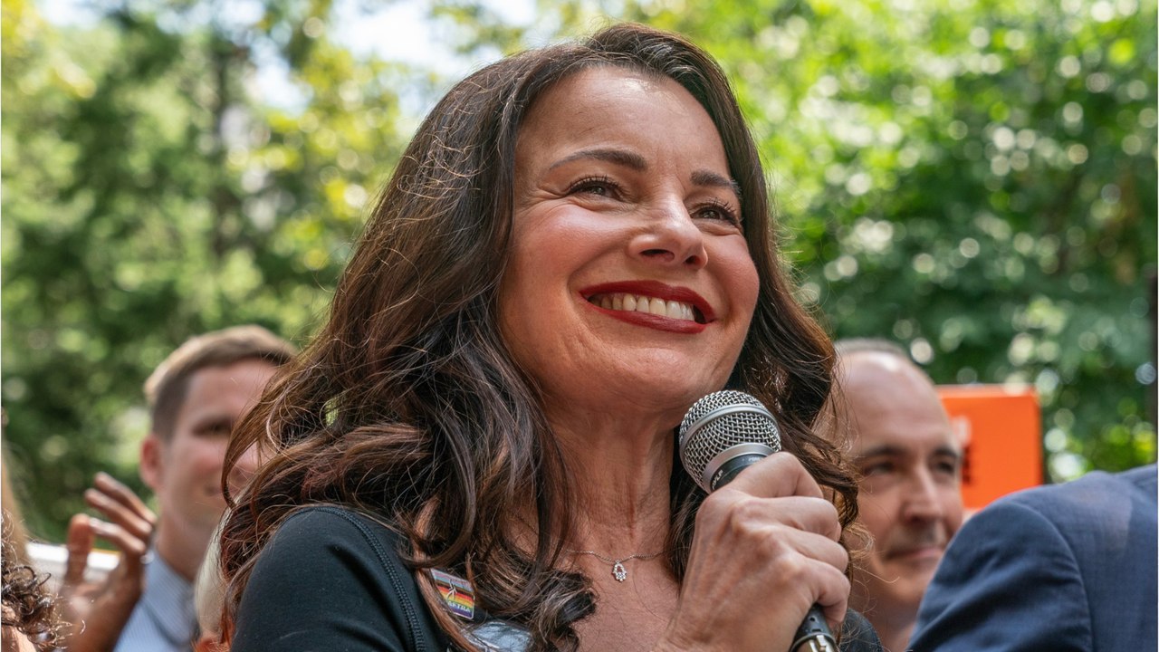 GALA VIDEO - Fran Drescher ”épuisée” : pourquoi elle dit non à un retour d’Une nounou d’enfer