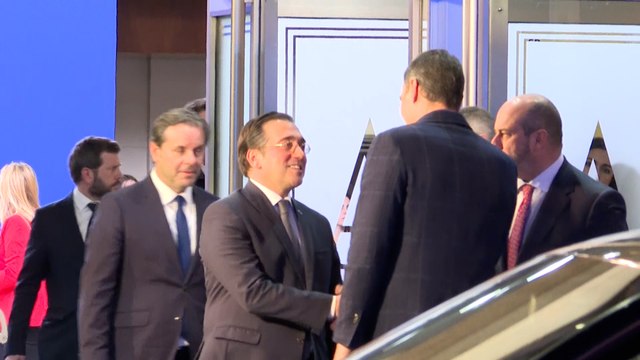 Pitada y abucheos a Sánchez y miembros del Gobierno a su llegada al Auditorio Nacional