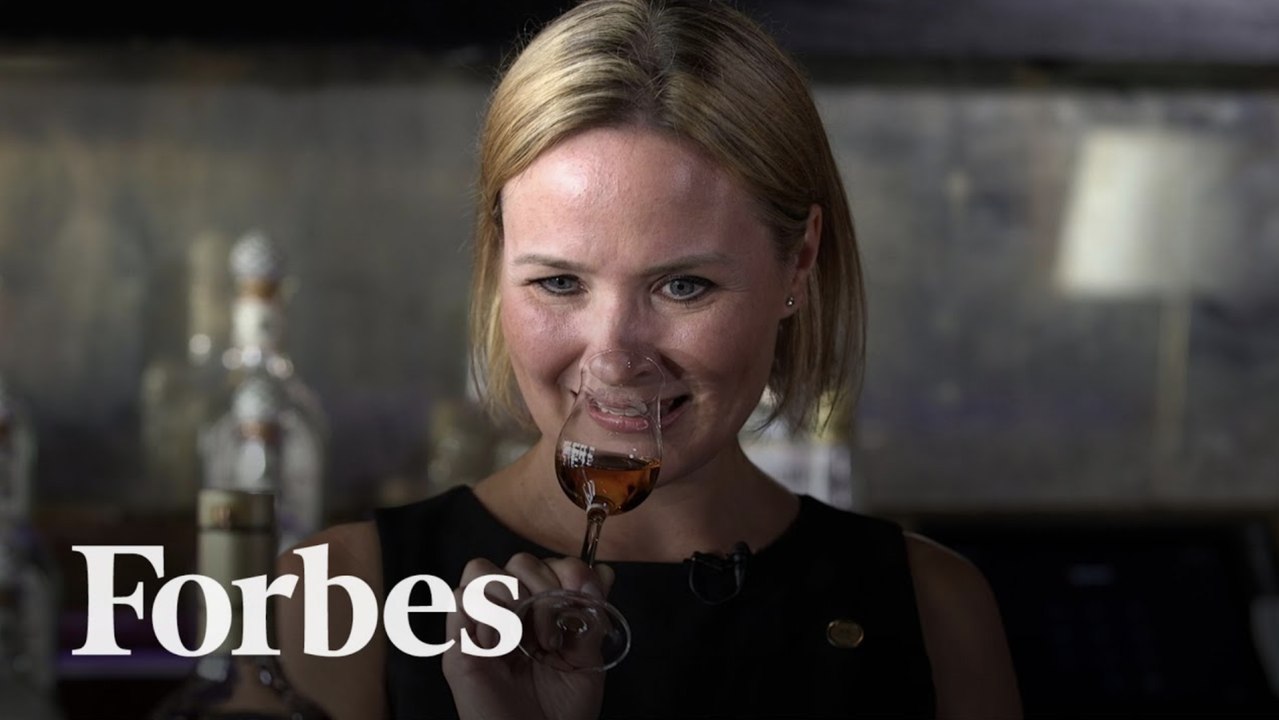 An Expert's Guide To Tasting Whisky