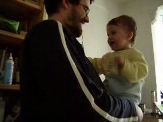 Sautons dans les bras de papa