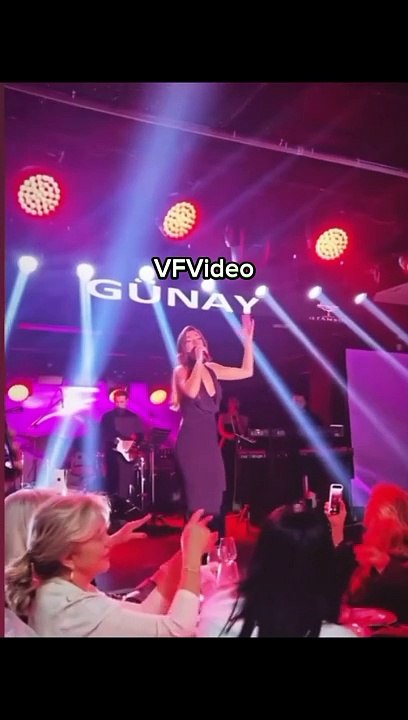 Ivi Adamou Live Performance At Günay Restaurant, İstanbul (20-12-2023)